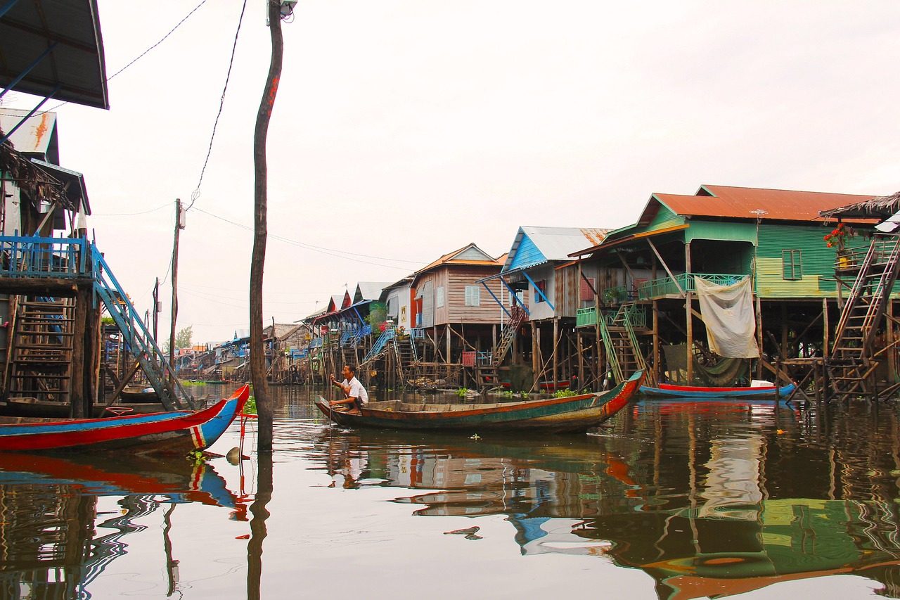 The floating villages of Tonle Sap, Cambodia — the community IHM serves